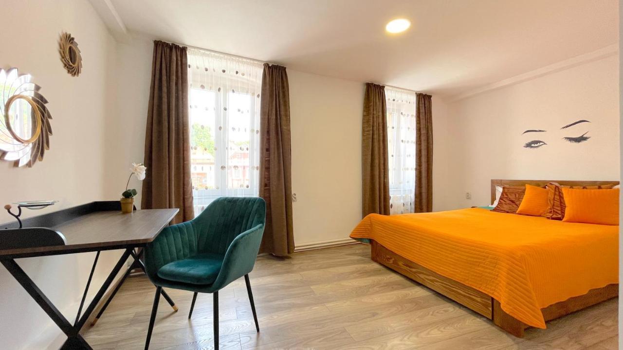Well Prettyplaces Apartment 001 Braşov Exterior foto